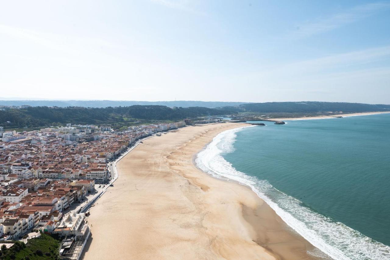 Bayview Nazare A Sua Casa A Beira Mar - 20 Mt Da Praia E Da Famosa Bola Nivea Zewnętrze zdjęcie